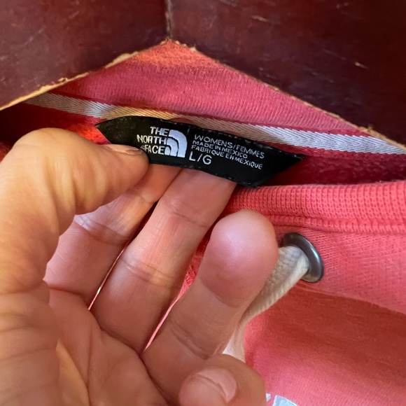 COPY - Like new casual The North Face hoodie size L used once - Picture 3 of 5